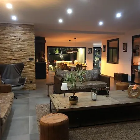 Superbe 14 Pers, Vue Et Piscine Chauffée *