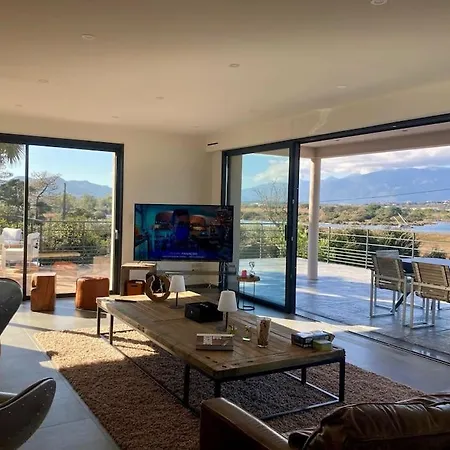 Superbe 14 Pers, Vue Et Piscine Chauffée Villa