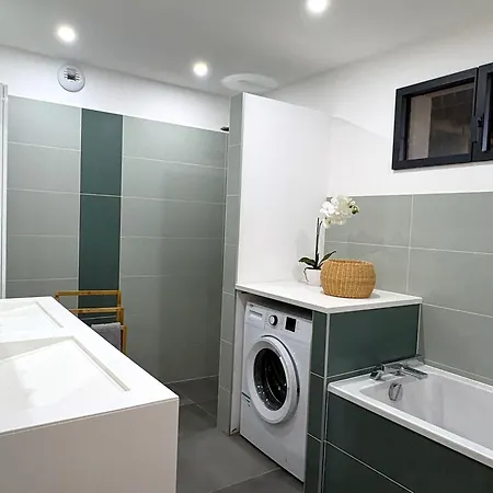 Superbe 14 Pers, Vue Et Piscine Chauffée Villa *