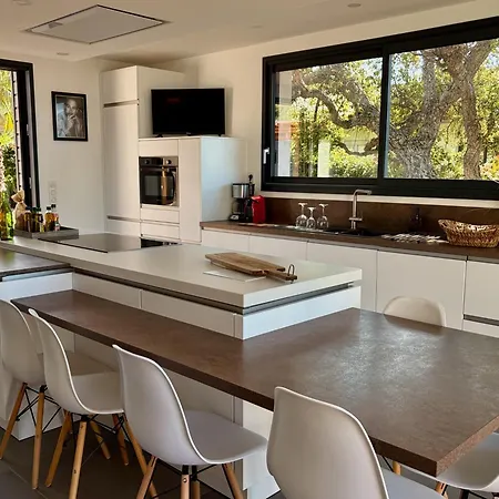 Villa Superbe 14 Pers, Vue Et Piscine Chauffée *